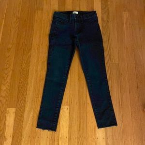 Gap skinny jeans 25 shortened hem